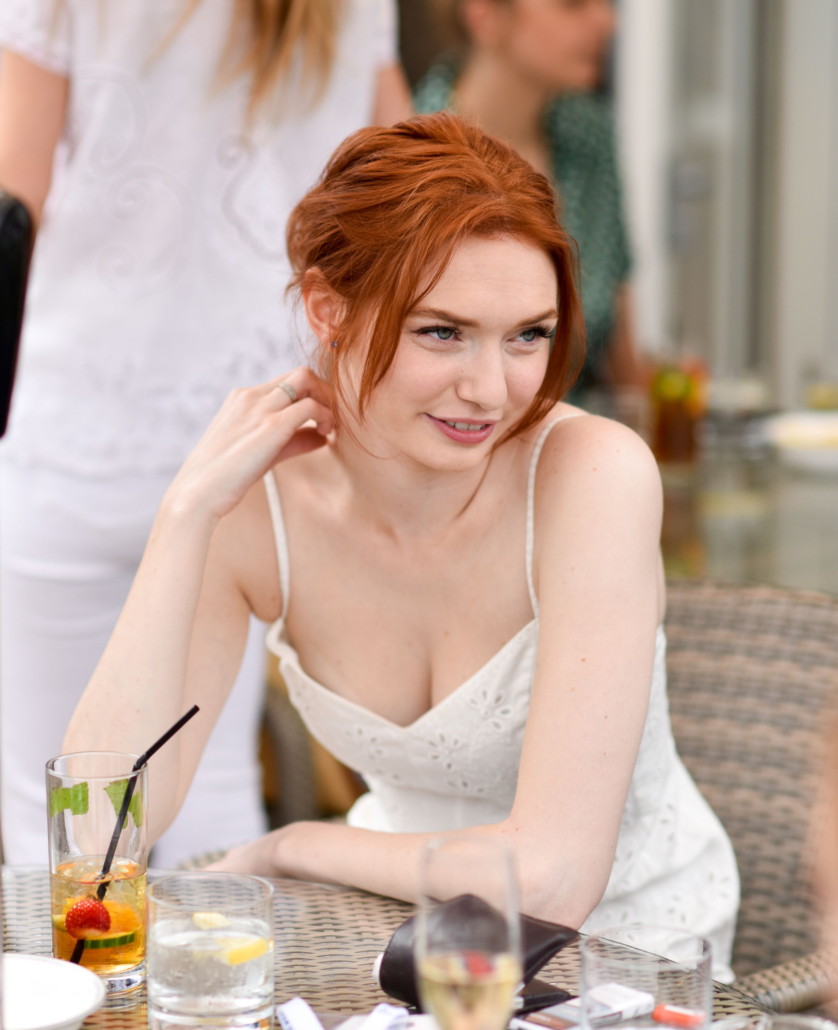 Eleanor tomlinson tits