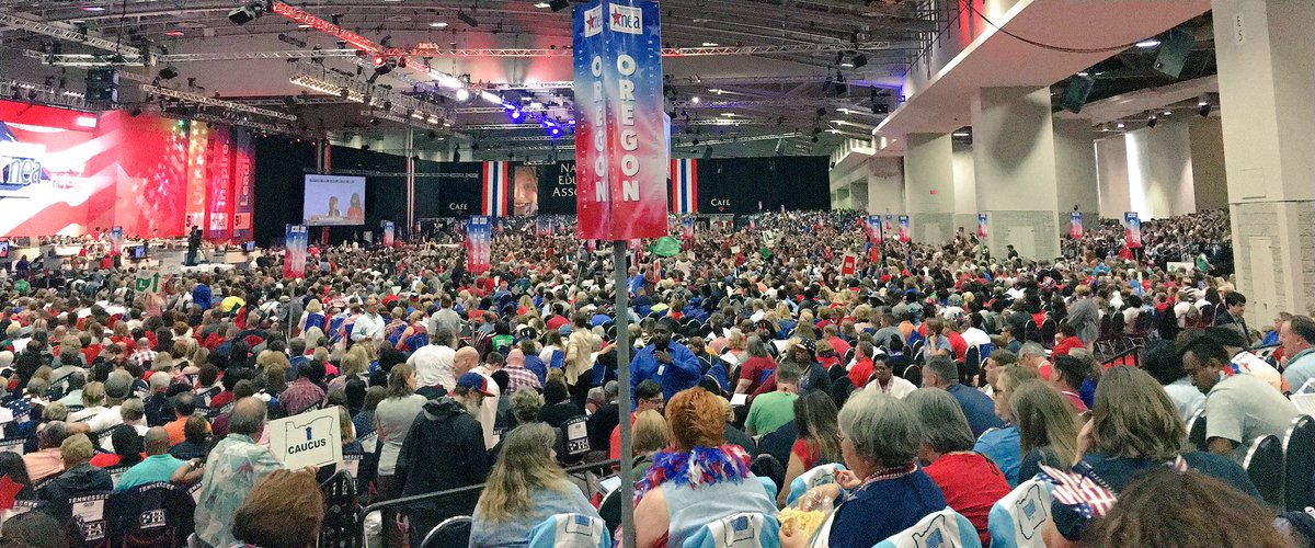 ArkEducation's tweet photo. Who says educators don't work in the summer? Look @ this sea of educators @ the #NEARA16 working 2 improve public ed https://t.co/hL8tjgmurZ