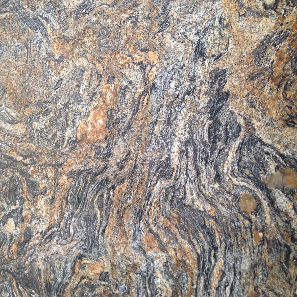 Volcano Satin has an amazing look, feel, and pattern! #granite #kitchens #Aztlove
bit.ly/298V4UV
