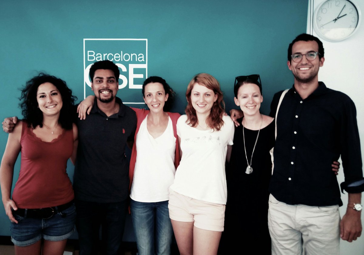 selavy2014's tweet photo. unexpected visits that fill your heart! #bestalumni #myBGSE #summerBGSE https://t.co/AlRv2fCBng
