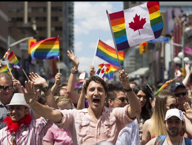 itskingkhan's tweet photo. Justin Trudeau says - you can now get gender-neutral ID cards in Canada #CanadaPost https://t.co/Na6rfQ9T1Z