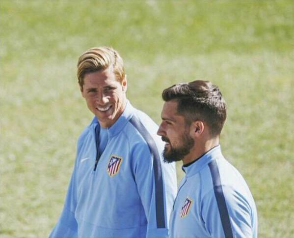 M_A_Moya's tweet photo. Muy buena noticia tu renovación @Torres. El @Atleti es tu casa y juntos seguiremos disfrutando 🔴⚪️🔴⚪️ #AúpaAtleti https://t.co/NjPrFqNQ0N