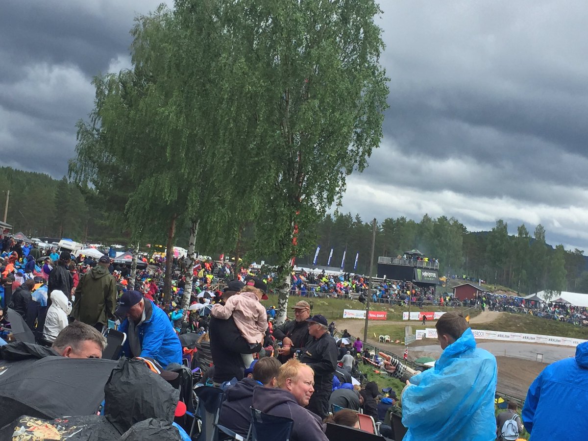 Vowa81's tweet image. #RXHoljes #Block43 fin helg i Höljes, 4 h kö ut ur campingen, men det var värt☀️🏁🚗🍻🍻🚗🏁☀️
