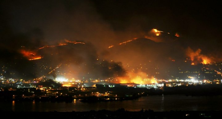 _Gingiee's tweet photo. Happy 4th! Enjoy your festivities but please remember to be safe. The hill sides of our valley can only take so much https://t.co/fXPewBxinc