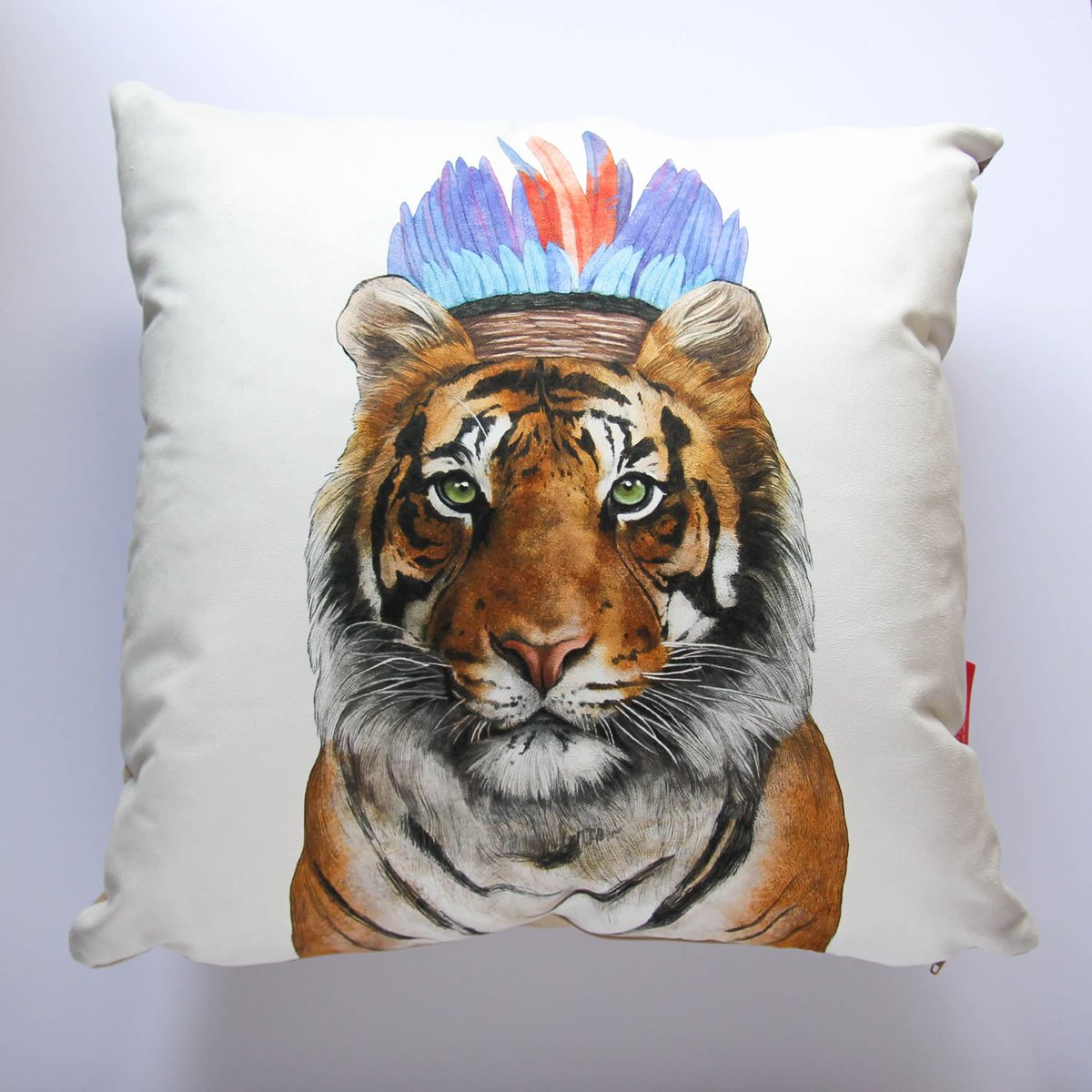 The Kinship SALE is bigger &amp; better than ever! Check it out here > kinshipofoxford.com/sale-107.html