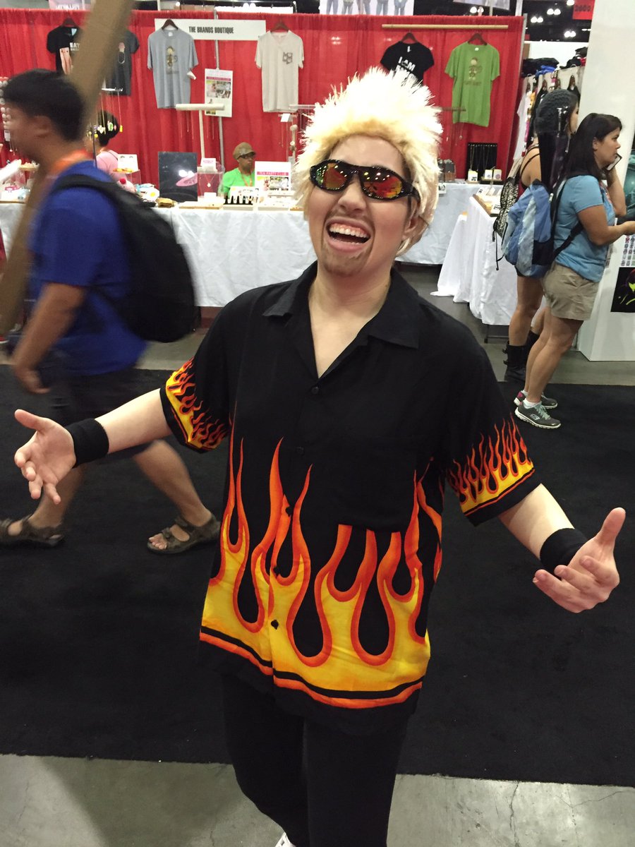 guy-fieri-costume-21-last-minute-halloween-costume-ideas-inspired-by