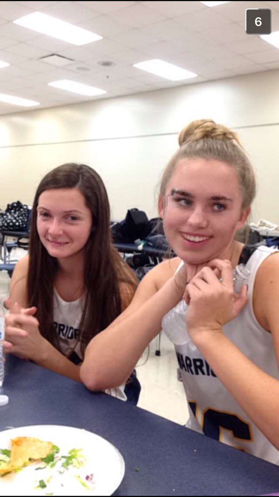 MaceySoltis's tweet photo. HAPPY BDAY BFF!!!❤️💙❤️💙 https://t.co/fRjp6rmiIV