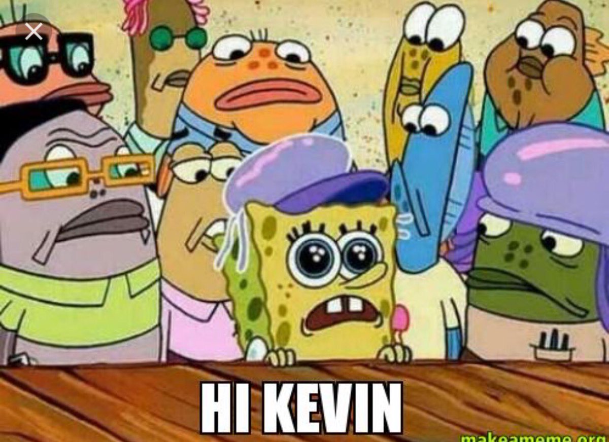 jordbarham5's tweet photo. Whole Warriors team when @KDTrey5 walks in the locker room for the first time https://t.co/shcG7ivLj8