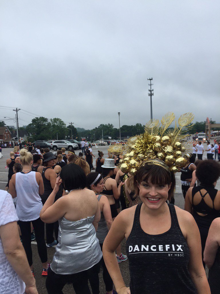 Bnlockaby's tweet photo. So in ❤️ w/ @dancefixcin &amp; @NorthsideParade I survived my 1st &amp; I'll never miss another one! #4thOfJuly #bucketlist https://t.co/QoxaGs0k6y
