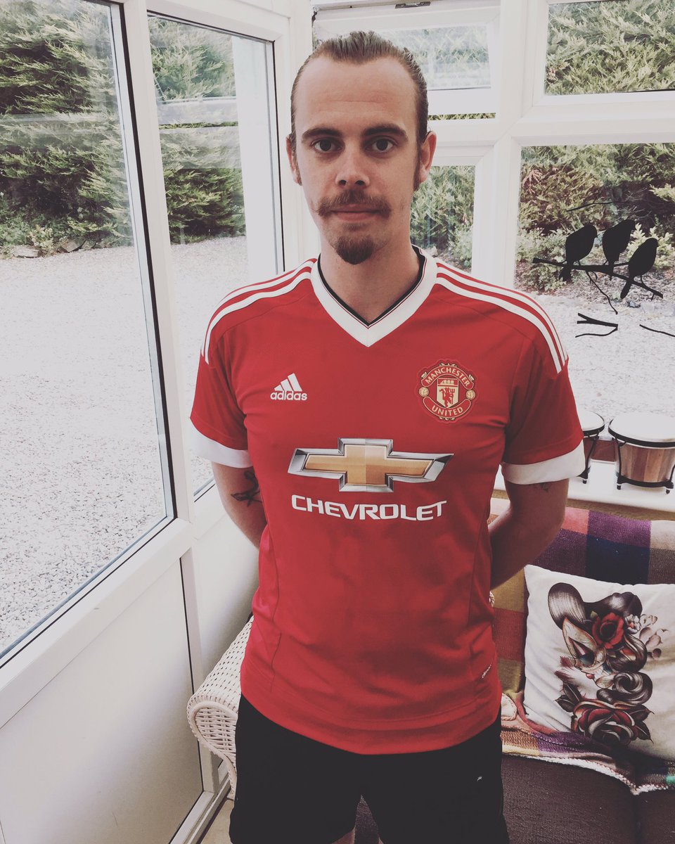 MarkDaly88's tweet image. Have you ever seen me and @Ibra_official in the same room?I didn't think so 😆 #MUFC @ManUtd #SameSkills #Zlatan