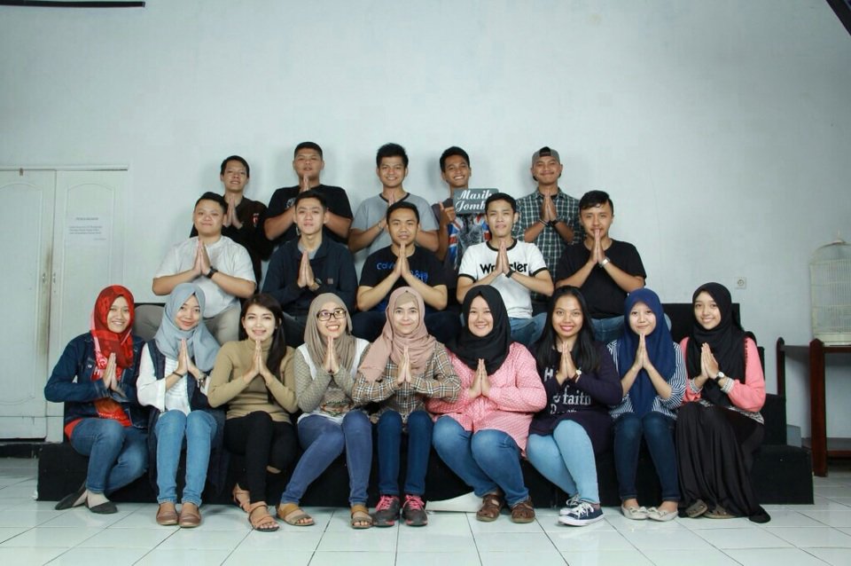 dithaa33's tweet photo. Minal aidzin walfaidzin 😇��� https://t.co/D64oLTCAl7