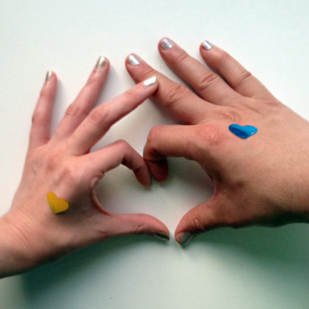 theslutarmy's tweet photo. See? Your wishes go through these little glittering hands. Yeah we love ya 💖 #SlutLove #GlamForLife #PostPride https://t.co/4uKdNnMkBm