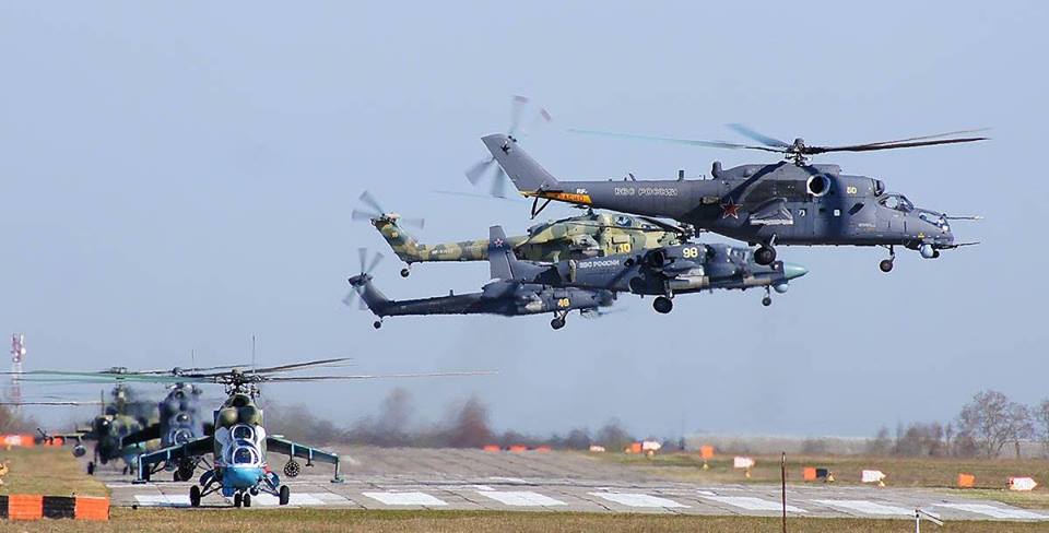 Skandarov40's tweet photo. Ground Supression with the mighty 3 killers
#MI_35 #MI_28 #KA_52
Credit to #جيش_الامبراطورية https://t.co/JCWFwUy0D4