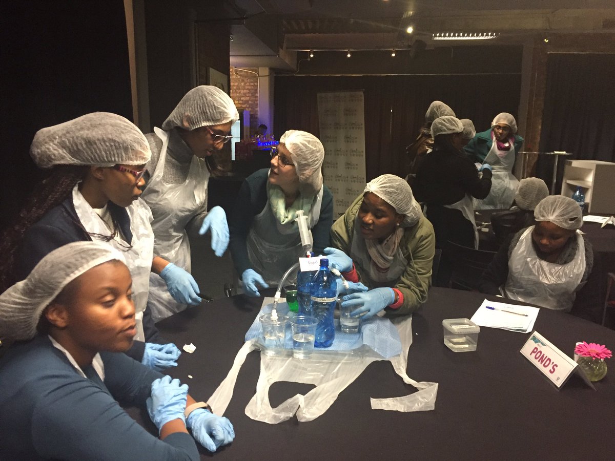NaadiyaMoosajee's tweet photo. @UnileverSA challenge for #SAFellows2016 @_WomEng @Unilever #engineering #women #gender @PaulPolman #partnership https://t.co/Bd6fRX6yyS