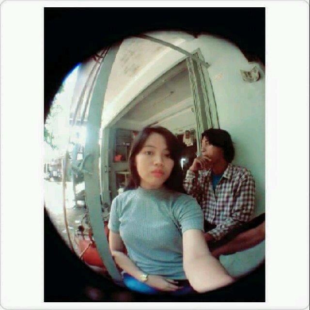 Jika engkaw bertanya seberapa besar niat ku untuk hidup bersama dirimu se isi dunya pun tak cukup ruang ♥♥