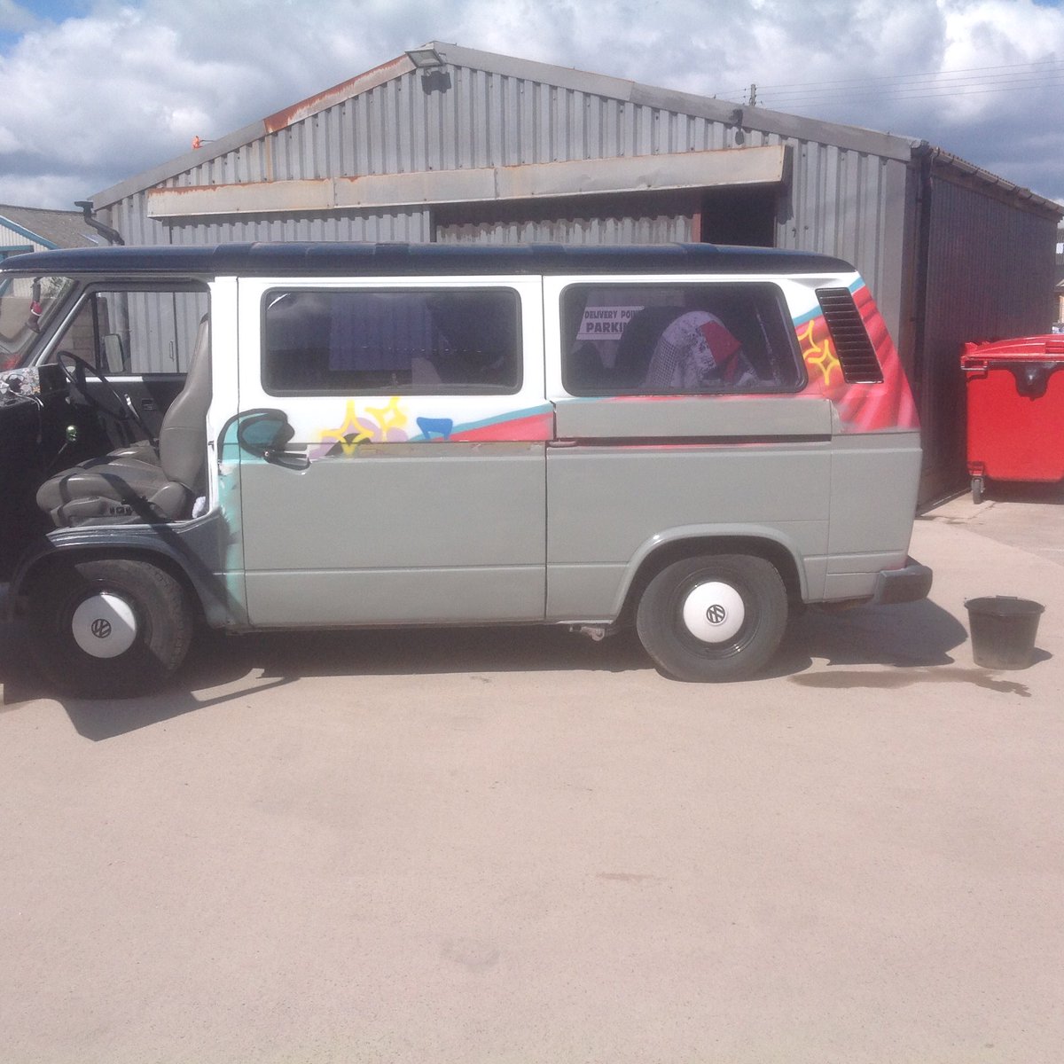 janec1971's tweet photo. Looking forward for my camper to be resprayed https://t.co/yQhLJLZmJe