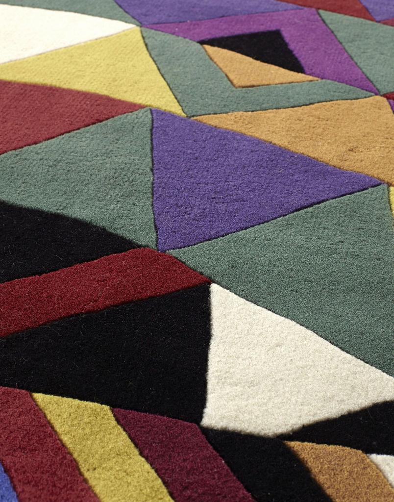 FashionTextile's tweet image. Walk on art @MissoniHome #patchwork #artrugs bit.ly/MissoniArtColo…