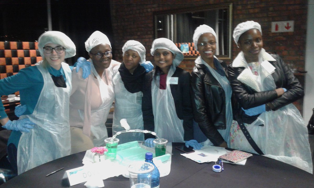 iam_morwa's tweet photo. D.P.P = Dove Pumping Power. @2fifi2 @Nele_Mazibuko @19_Apple_ @PurposefulKgift @_WomEng #SAFellows2016 https://t.co/SZhIHqCBQ0