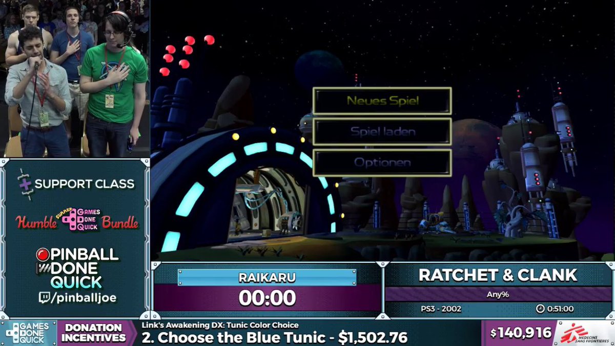 BeStillBro's tweet image. Da Faq is this shit?!