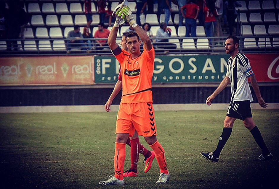 BARLOVENTO13704's tweet photo. Carta de Fernando nuestro Capitán para todo el Murcianismo! Lo dicho mucha suerte en tu Carrera profesional! #crack https://t.co/f20OWuUxPL