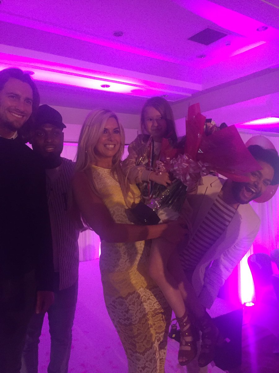 Jade_Ainsworth's tweet photo. Home after a fab time judging @lmiglasgow wi my gang @cashharrison @MrMarkByron @DezMensa @lmiliverpool next! https://t.co/scWaJ9FR0L