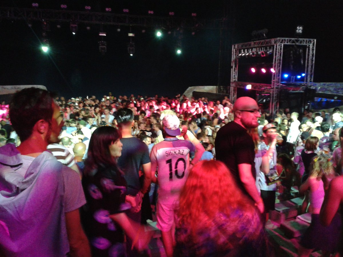 villedesete's tweet image. #Sète, @gillespeterson en capitaine et des croisiéristes endiablés, on part traverser la nuit !