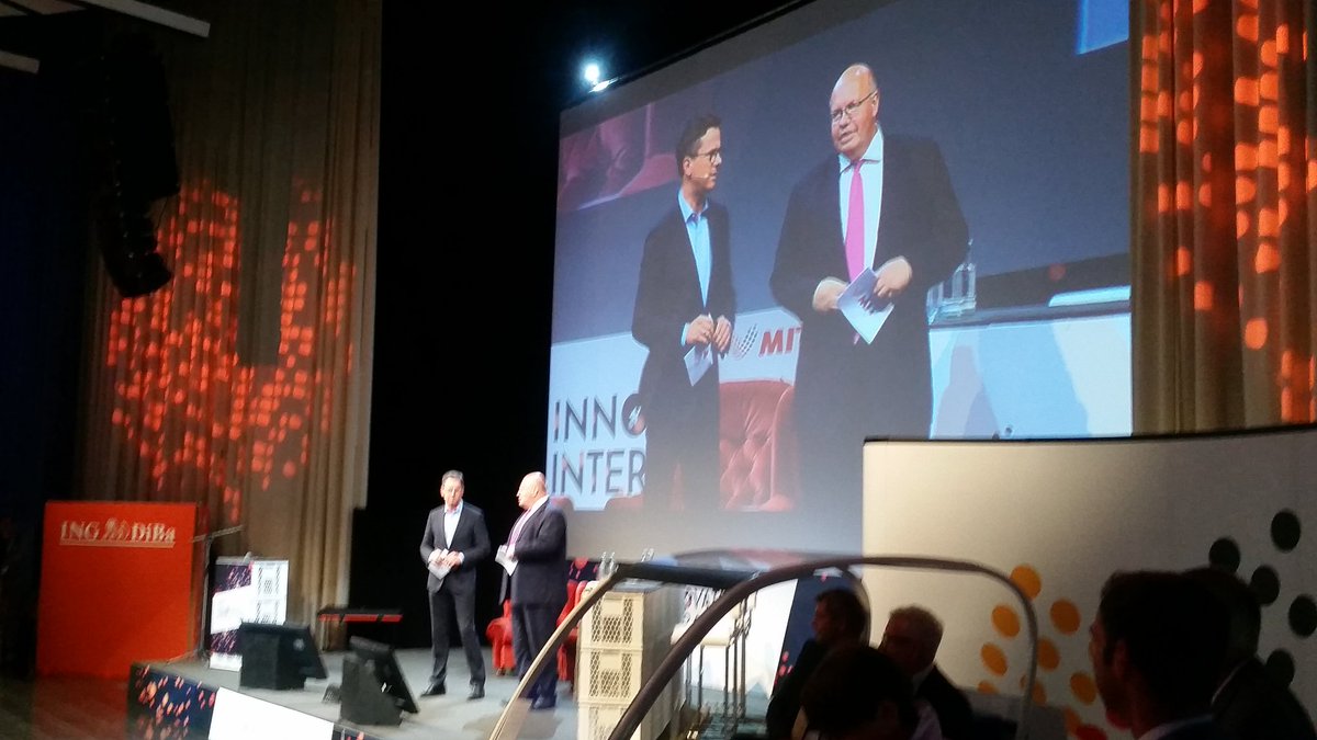 BUVUSev's tweet photo. Impressionen #MITfutura 2016 @FlyNexGmbH @CH_CONSULT @SPECTAIR_GROUP #DINeV - P. Altmaier, Chef d. Bundeskanlzeramts https://t.co/hWVf9yZUbj