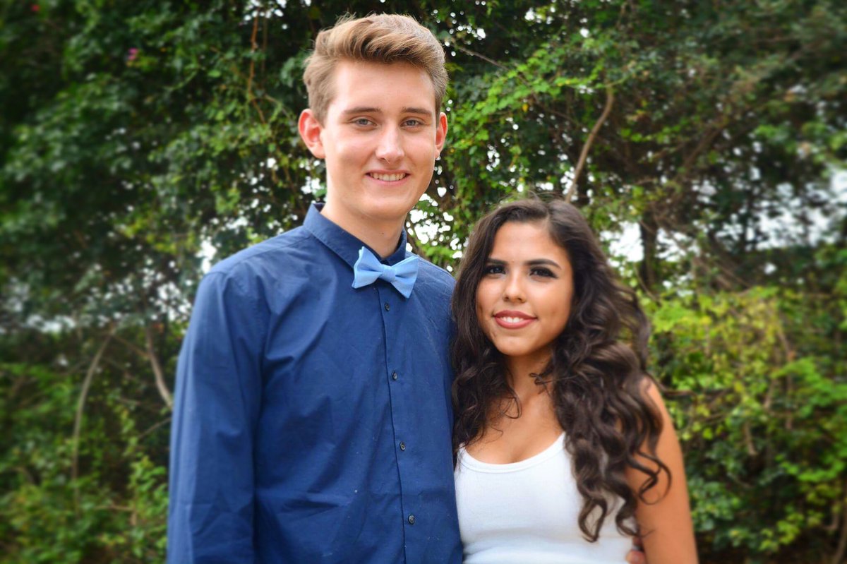 KristinSchanks tweet media