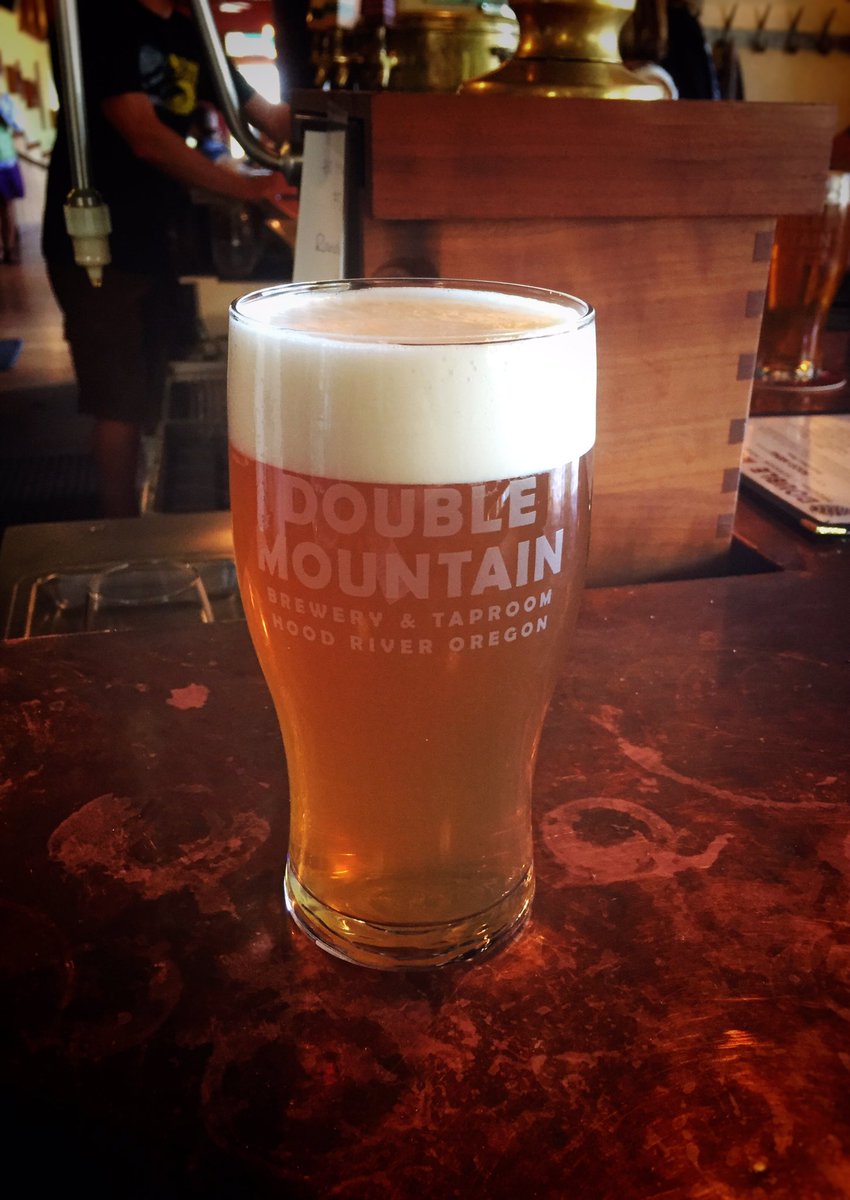 Beers are flowin', pizzas are fired up, and we're open until 11pm. Happy 4th! #doublemountain