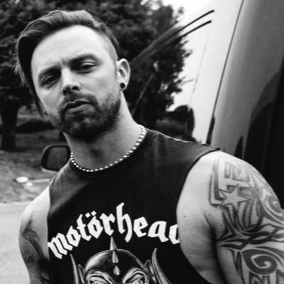 StevenSalced's tweet image. Hablando con Matt... @bfmvofficial