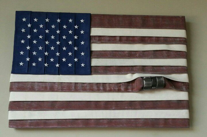 i_like2bike's tweet image. Happy 4th.

Spotted this flag made of fire hoses at the Key Biscayne fire station today.