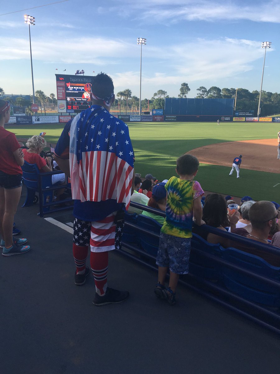 stluciemets's tweet photo. NY Nick or Captain America? We will never know 🇺🇸 #4thOfJuly #LGM https://t.co/LYIoAyBfpP