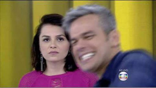 CaoOpiniao's tweet photo. "- Você jura que a pessoa é maior sua amiga e de repente pega ela te olhando com essa cara..." #DoCão https://t.co/HhJ8AUOxS7
