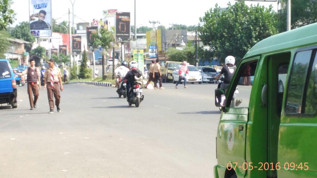 Karya Bakti Pramuka 1437 H Pospam Citeureup #saptabakti <a href="/kwarnas/">Joulette</a> <a href="/PramukaJabar/">Pramuka Jawa Barat</a> <a href="/pramukaupdate/">Chakradhar</a> <a href="/MyprideMagz/">MYPRIDE MAGZ</a>