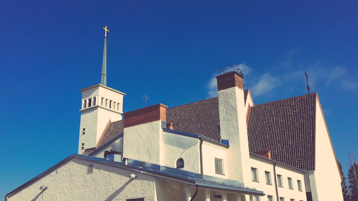 takeu7's tweet photo. Teuva church

"Ten Virgins" Tove Jansson painted the altarpiece directly onto the wall. https://t.co/7Rbwtjpc2x