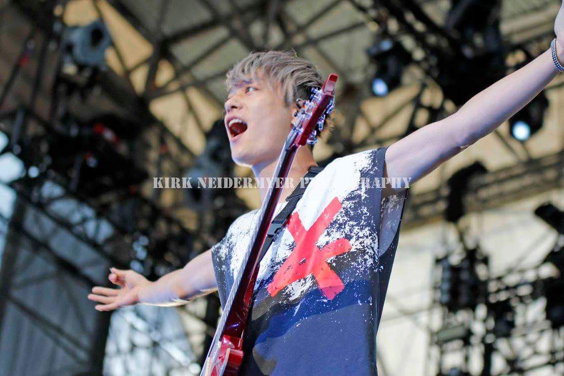 oneokrockworld's tweet photo. Toru 🎸

ONE OK ROCK at Hersheypark Stadium in Hershey, PA (July 02, 2016)

© Photos by @KirkNeidermyer https://t.co/bBCtlJuSr5
