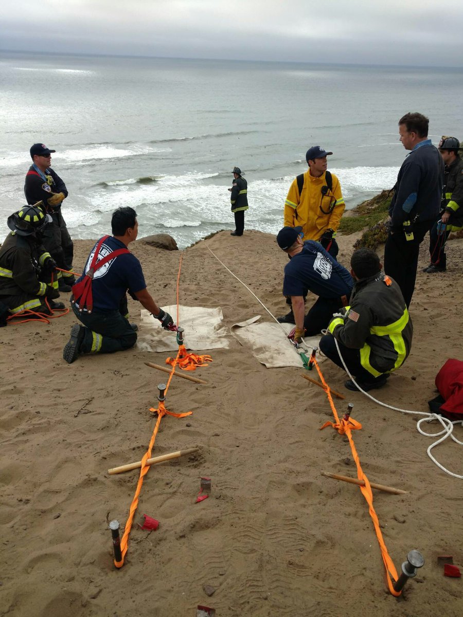 SFFDPIO's tweet photo. #FF74 UPDATE both adult and Canine safe thanks to #yoursffd no injuries incident resolved 1821Hrs https://t.co/VBW1LMnQ00