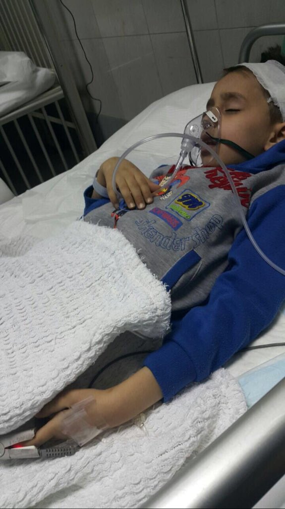 jredh_q8's tweet photo. تكفون رتويت لعل الله يكتب شفائة على ايدك
طفل بدون يعاني من مرض بالمخ وعلاجه في تايلند تكلفة علاجه 5 ألاف 
50501991 https://t.co/rV4gnnj7gA