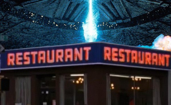 Seinfeld2000's tweet photo. what if seinfeld was independence day https://t.co/CjqjAjSFsJ