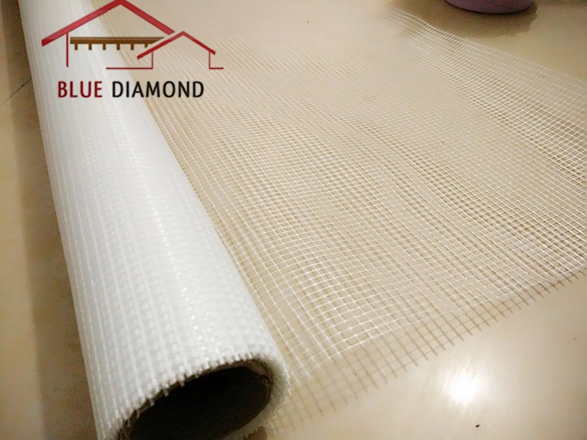 mesh owns great alkaline-resistant,high strength,great fixation etc.used to reinforce cement,stone, wall materials