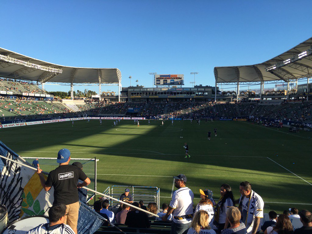 MatthewCocozza's tweet photo. LA Galaxy about to take on the Vancouver Whitecaps!!! #rollLA#beatthesedamncommies#America https://t.co/sCQ9JN7ZLu