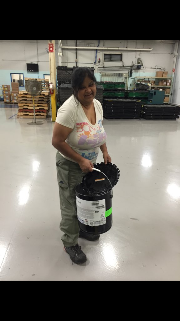 VCIGreenTeam's tweet photo. This old glue pail is headed for metal recycling #ppc2016 https://t.co/PCLEFsnDox