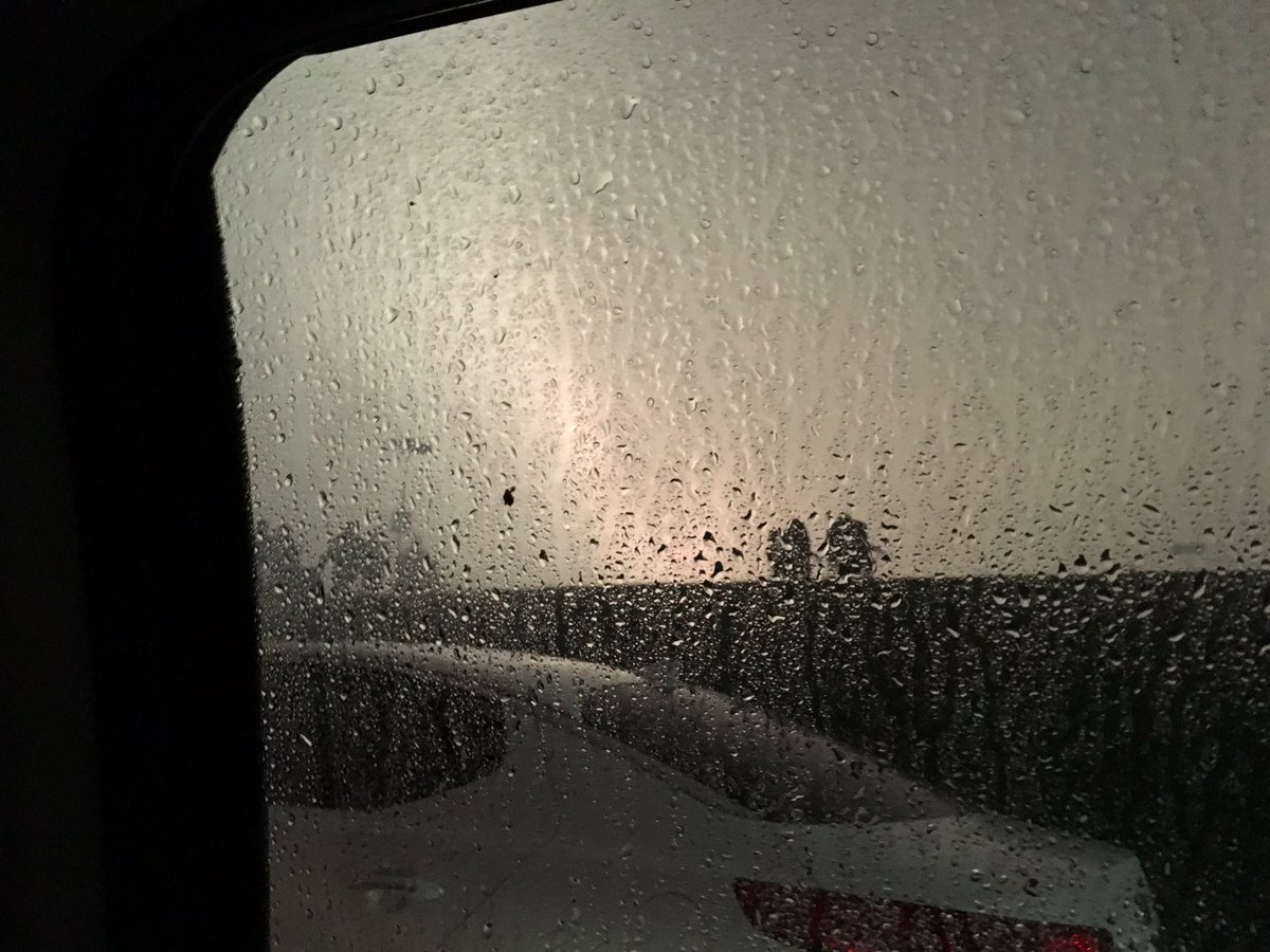 Erinmc33's tweet image. Lmao!  What a view. #happy4thofjuly #fireworkfail