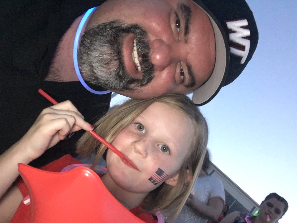 teach4ward's tweet photo. Little Texas. Fireworks. My favorite soon to be second grader. Good job Canyon Chamber! #ctxjuly4 https://t.co/MzpBswmvGT