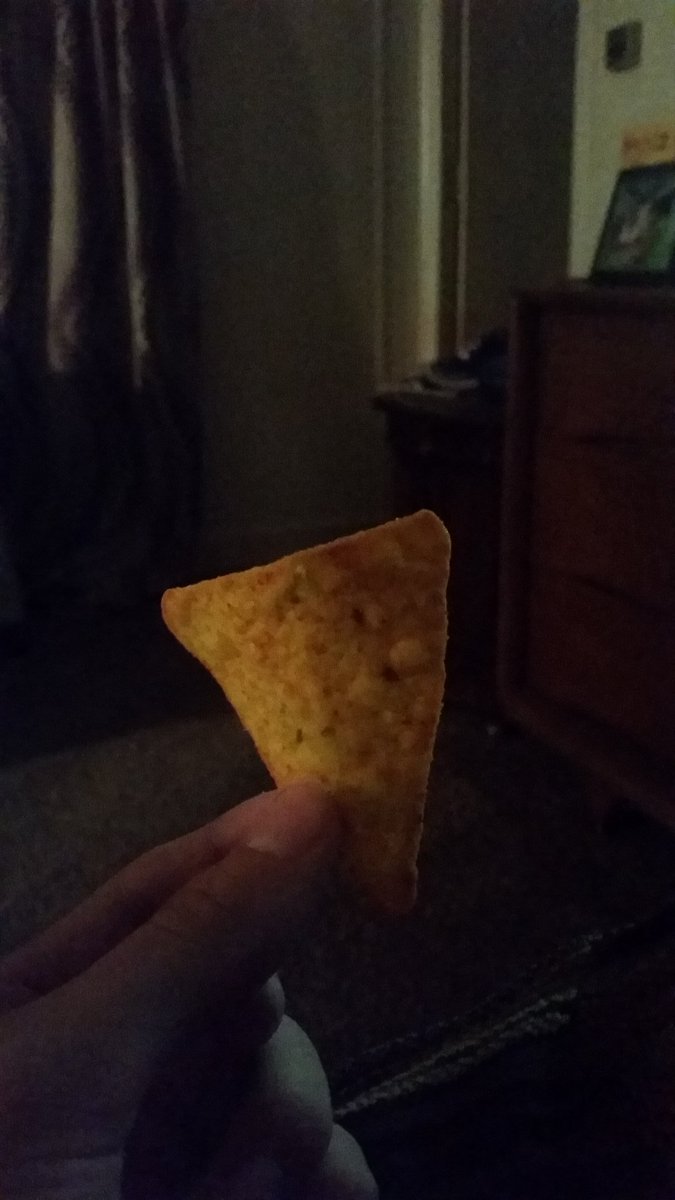 Thedankcouncil's tweet photo. Is late at nite? Have a dorite! https://t.co/2dyOiTrUyF