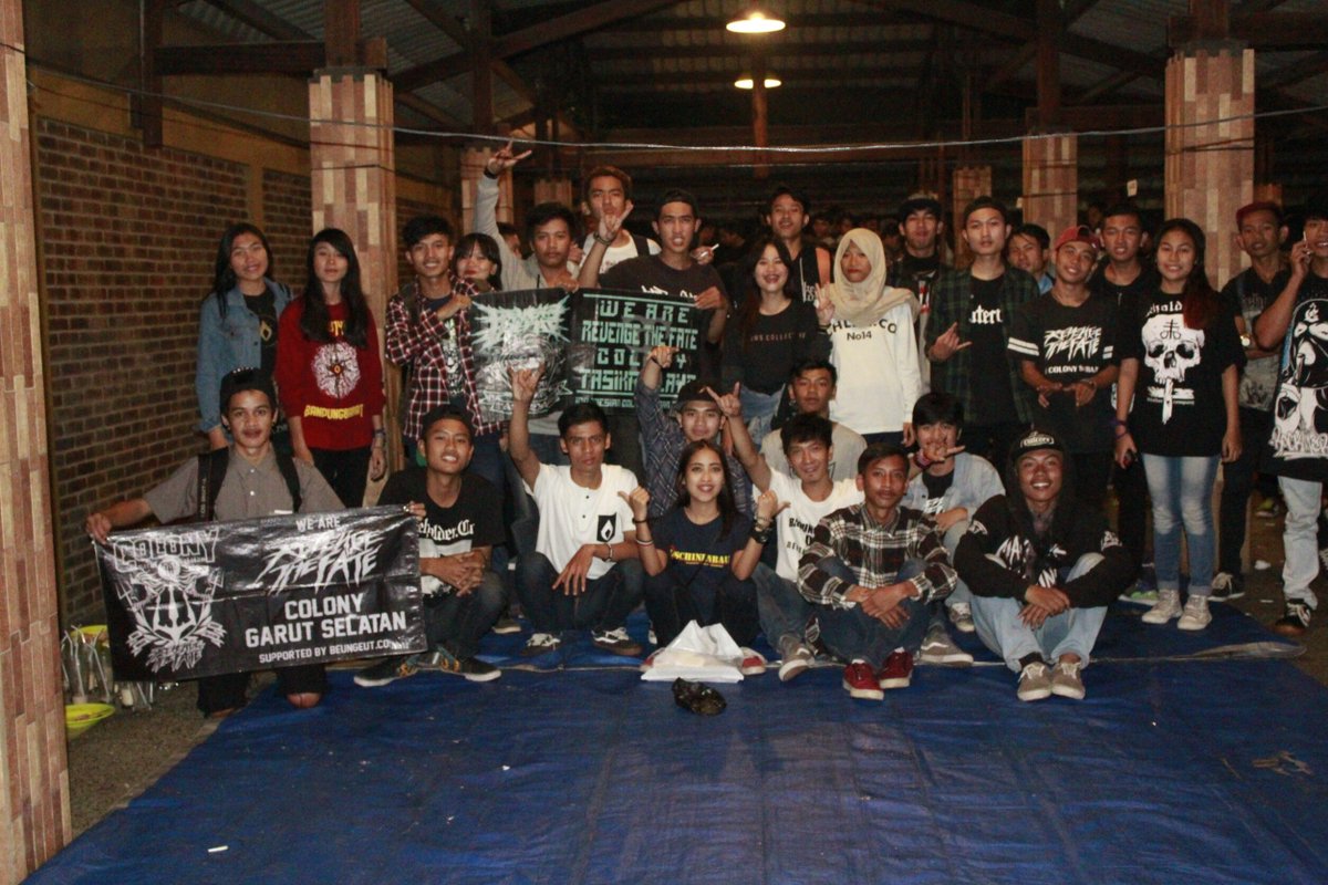 RTFC_Cimahi's tweet photo. Bukber RTFxRTFColony 26-06-2016 https://t.co/8qfWRbNTBE
