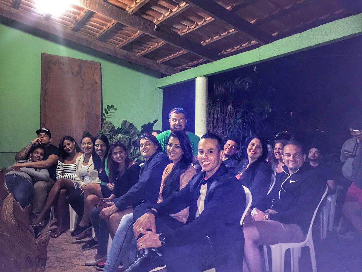 Chelnavida's tweet photo. #chelsimplesassim #chelnadieta #chelnaxuxa #XuxaNaRecord #xuxa #xuxameneghel #programadaxuxa https://t.co/TPu7KDCH4G