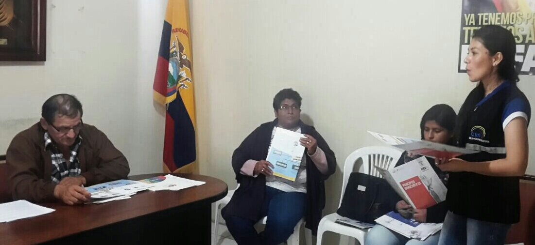 ABCDemocraciaEC's tweet photo. @CneZamoraCh realizó #CapacitaciónABC a funcionarios del GAD Parroquial de #Sabanilla del cantón #Zamora @cnegobec https://t.co/ssR0p3uySO