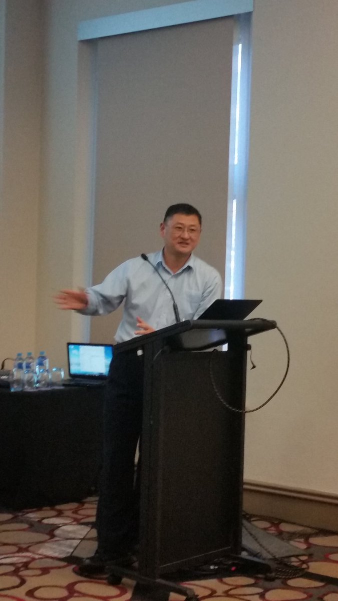 Ming Dong presenting at #Qualcon2016 on statistics and data