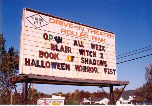 ScribeHard's tweet photo. Horror movies until dawn at a drive-in. Wish I had gotten to that. (pic c. 2000) https://t.co/qW2jRmN1YJ